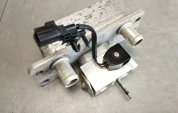 Mercedes-Benz B W246 W242 Air conditioning (A/C) air dryer 101716900B 1E006845