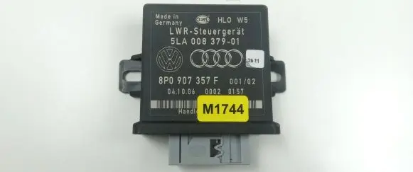 Audi A6 S6 C6 4F Light module LCM 8P0907357F M1744