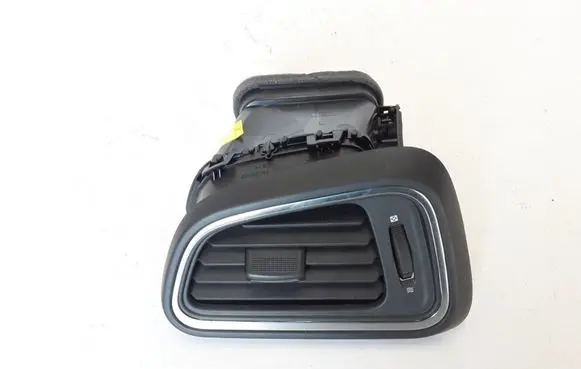 Renault Kadjar Dashboard side air vent grill/cover trim