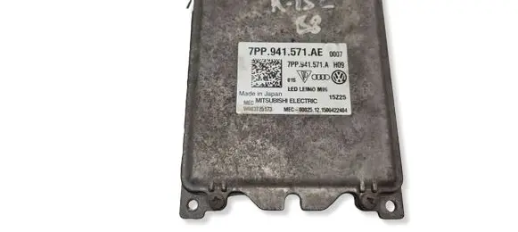 Volkswagen PASSAT B8 Headlight ballast module Xenon 7PP941571A
