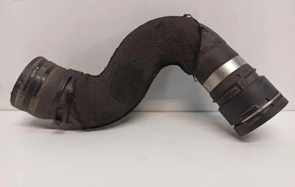 Audi A4 S4 B8 8K Engine coolant pipe/hose 8K0121101G