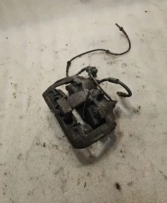 Audi A8 S8 D2 4D Front brake caliper