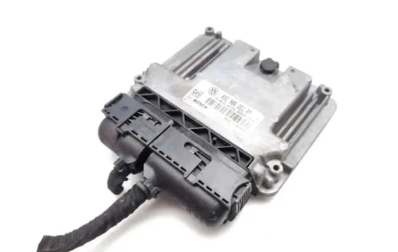 Volkswagen Golf V Engine control unit/module 03G906021PM 0281014061