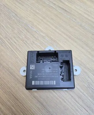 Volvo V60 Door control unit/module 31343148