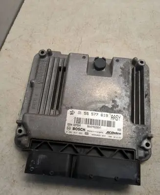 Opel Insignia A Engine control unit/module 55577619 55575349 0281017453