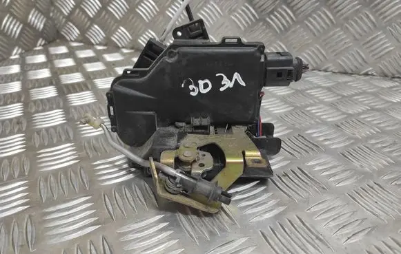 Audi A6 S6 C5 4B Rear door lock PA6630FV