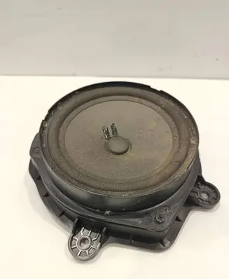 Mercedes-Benz X-class W470 Front door speaker A4478271160 C30092100 90016800904