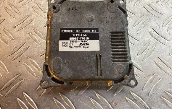 Toyota Prius (XW30) Headlight ballast module Xenon 8596747010 3550079290