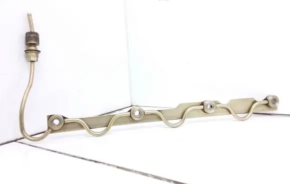 Nissan Almera Fuel return line/hose 
