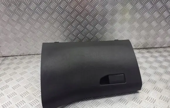 Peugeot 308 Glove box 9677995177