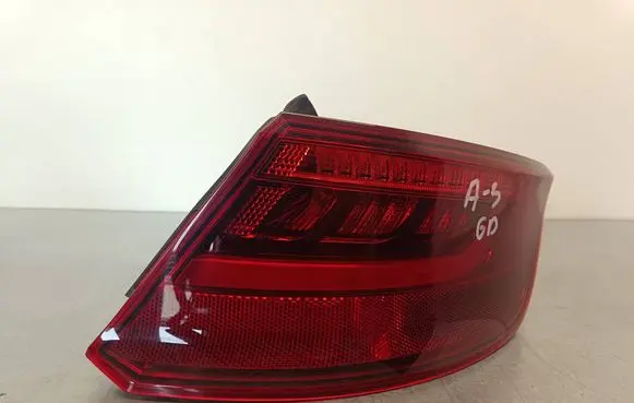 Audi A3 S3 8V Rear/tail lights 8V4945096D 81100202504 81100202