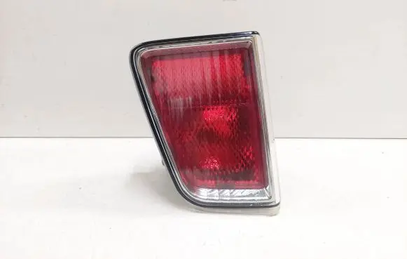 Nissan Murano Z50 Tailgate rear/tail lights 23663800 E131584