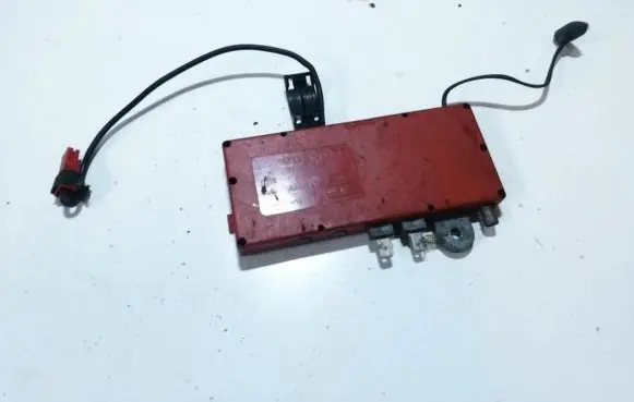Antenna control unit