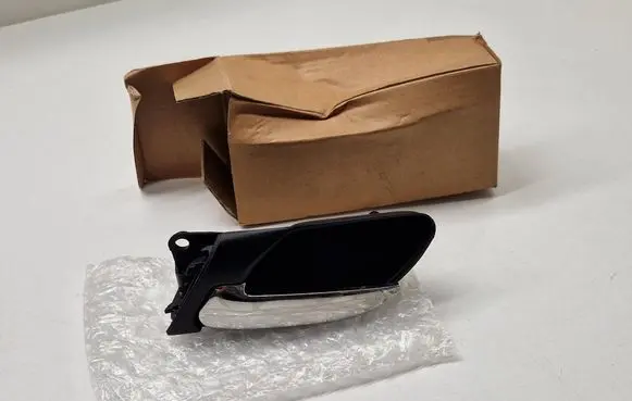 BMW 3 E46 Front door interior handle 51418200751
