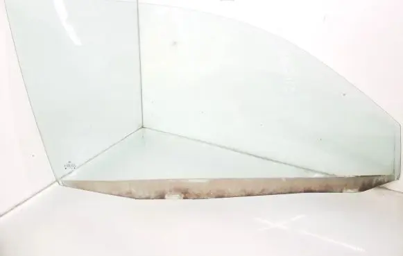 Volkswagen Golf IV Front door window/glass (coupe) 43R001352 AS2