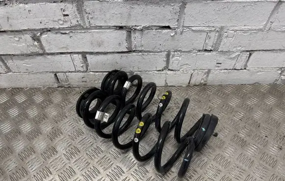 Alfa Romeo Stelvio Rear coil spring 00505482850