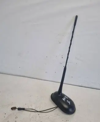 Mercedes-Benz B W245 Radio antenna A1698202675 50010199 098805474250