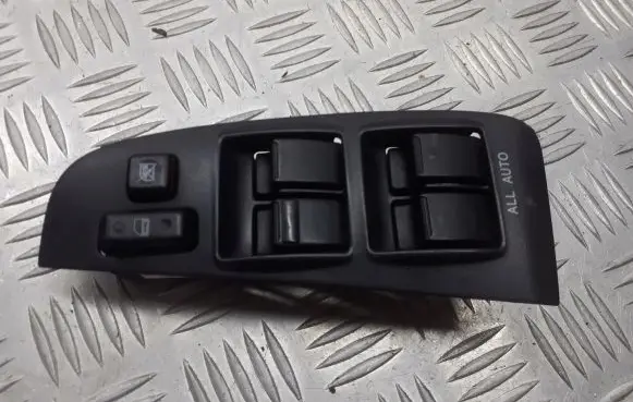 Toyota Avensis T250 Front door window switch trim 84802-05210