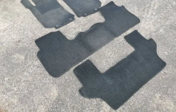 Mercedes-Benz R W251 Car floor mat set 