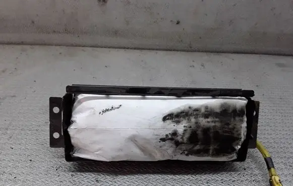 Opel Frontera B Passenger airbag