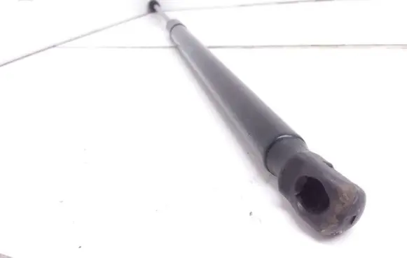 Audi A3 S3 A3 Sportback 8P Tailgate/trunk strut/damper 8P4827552B