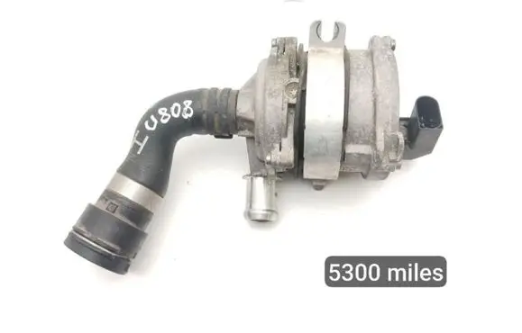 Porsche Taycan 9J1 Water pump 9J1965567A