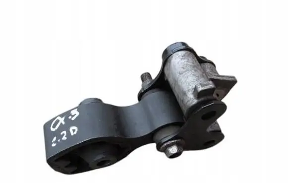 Mazda CX-5 Gearbox mounting bracket 