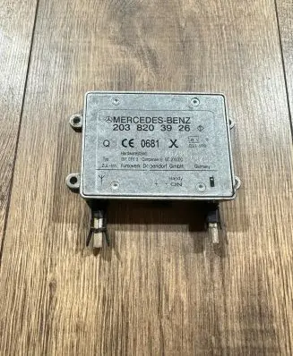 Mercedes-Benz ML W163 Antenna control unit 2038203926 09101113