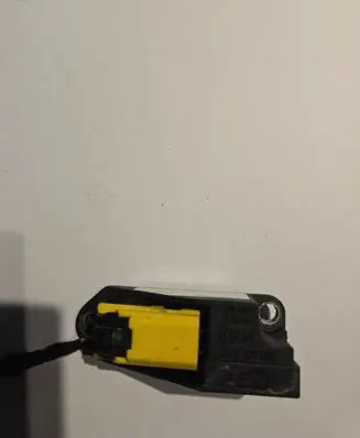 Volkswagen PASSAT B5.5 Airbag deployment crash/impact sensor 6Q0909606