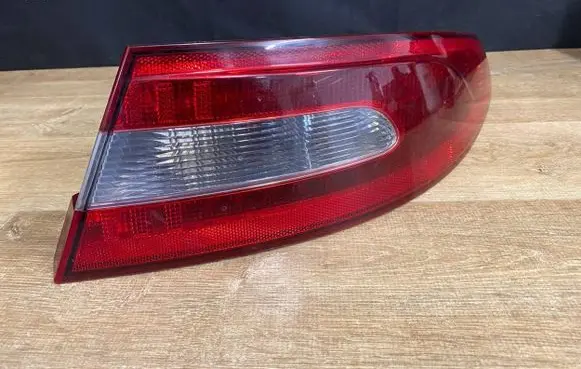 Jaguar XF X250 Rear/tail lights 8X2313404BD 2VP23804704