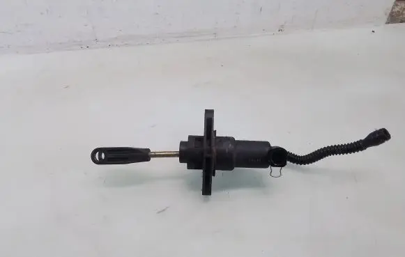 Mitsubishi Colt Clutch master cylinder A4542900004