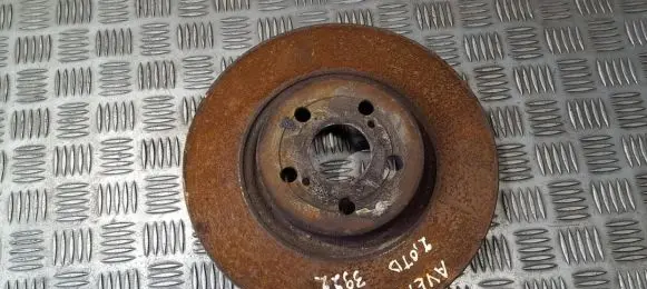 Toyota Avensis T250 Front brake disc