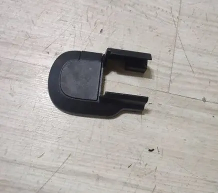 Jeep Grand Cherokee Front passenger seat rail trim D0CWXX58142