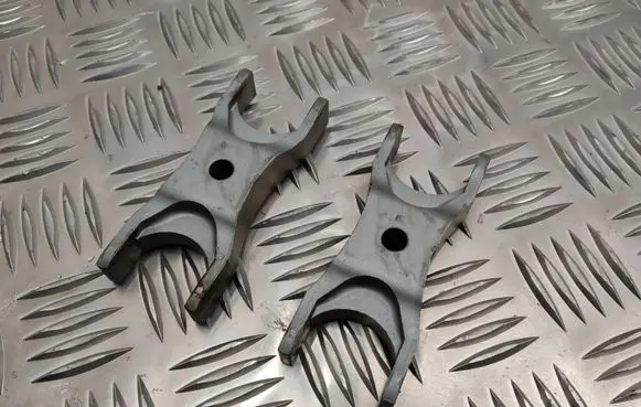 Fuel Injector clamp holder