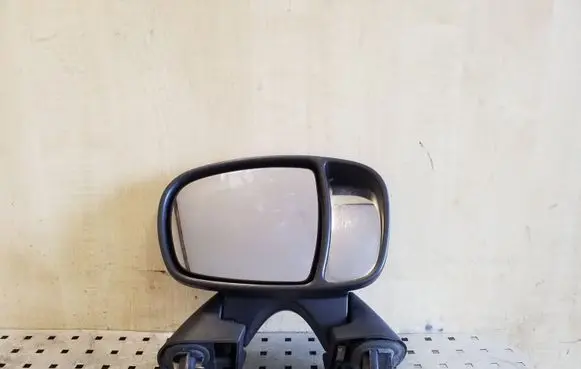 Nissan Primastar Front door electric wing mirror