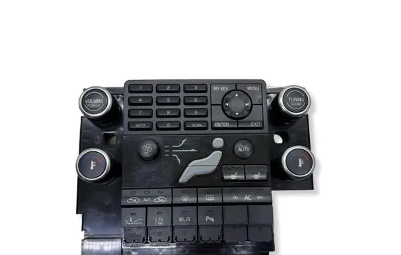 Volvo V70 Climate control unit 30782910