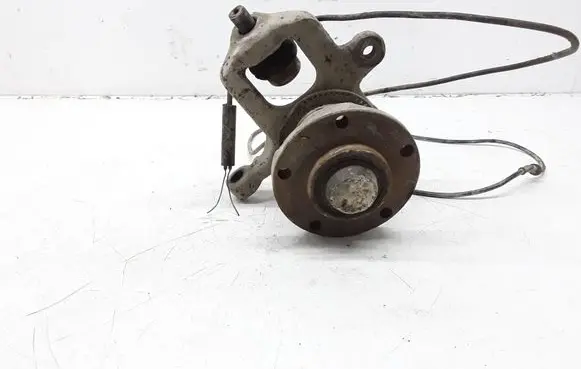 Mercedes-Benz Sprinter W901 W902 W903 W904 Front wheel hub spindle knuckle