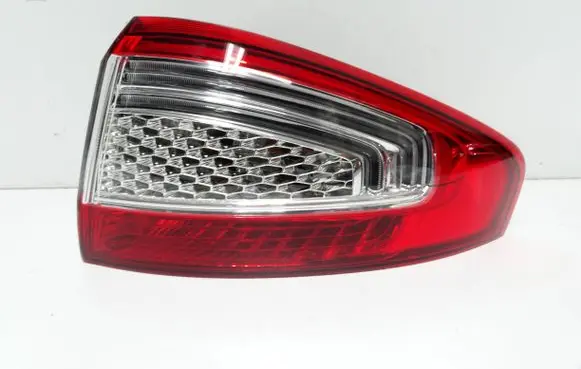 Ford Mondeo MK IV Rear/tail lights BS7113404A BS7113404C 0374D