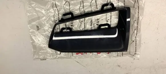 Audi Q7 4M Front bumper lower grill 4M0807697A 3415