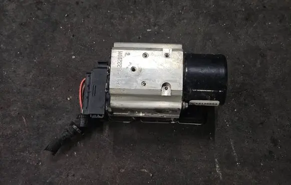 Opel Signum ABS Pump 13136694 13663913 54084711A
