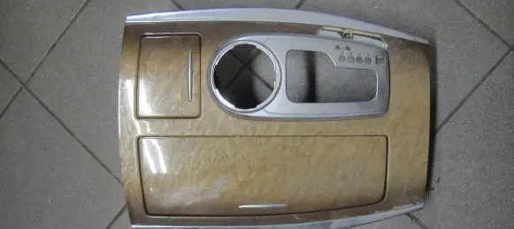 Infiniti QX56 Cup holder front 1LA0A