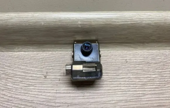 Windshield/windscreen camera
