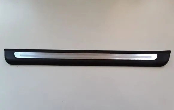 Audi TT TTS RS Mk3 8S Front sill trim cover 8S0853491