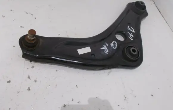 Nissan Qashqai Front control arm
