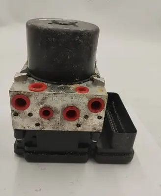Volvo V70 ABS Pump 31329139 10021205324