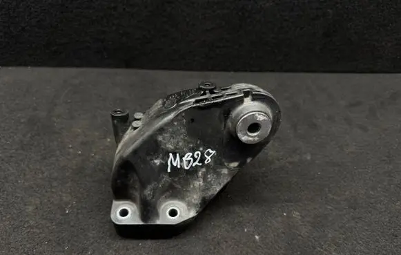 Mercedes-Benz GLE (W166 - C292) Engine mounting bracket A6422236104