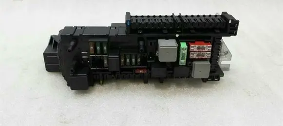 Mercedes-Benz E C207 W207 SAM control unit A2129004401