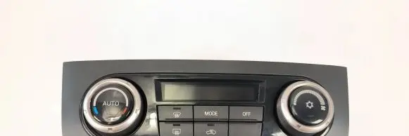 Mitsubishi Pajero Climate control/heater control trim 7820A139XA