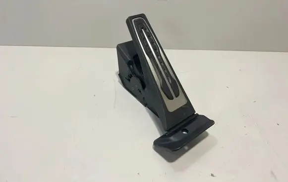 BMW X6 G06 Accelerator throttle pedal 6889820 5A47458