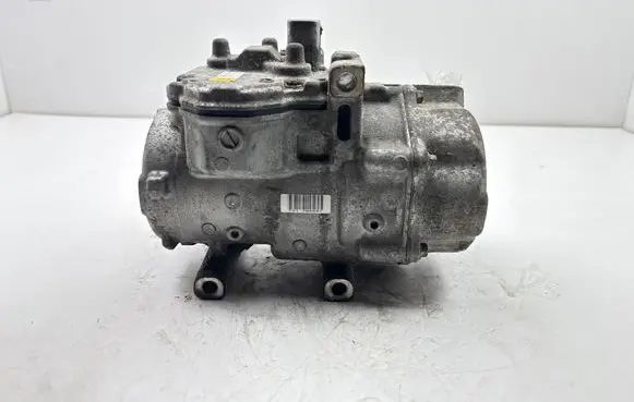 Toyota RAV 4 (XA50) Air conditioning (A/C) compressor (pump) 0422000533